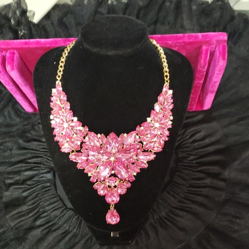 Costume  jewelry  Hot Pink